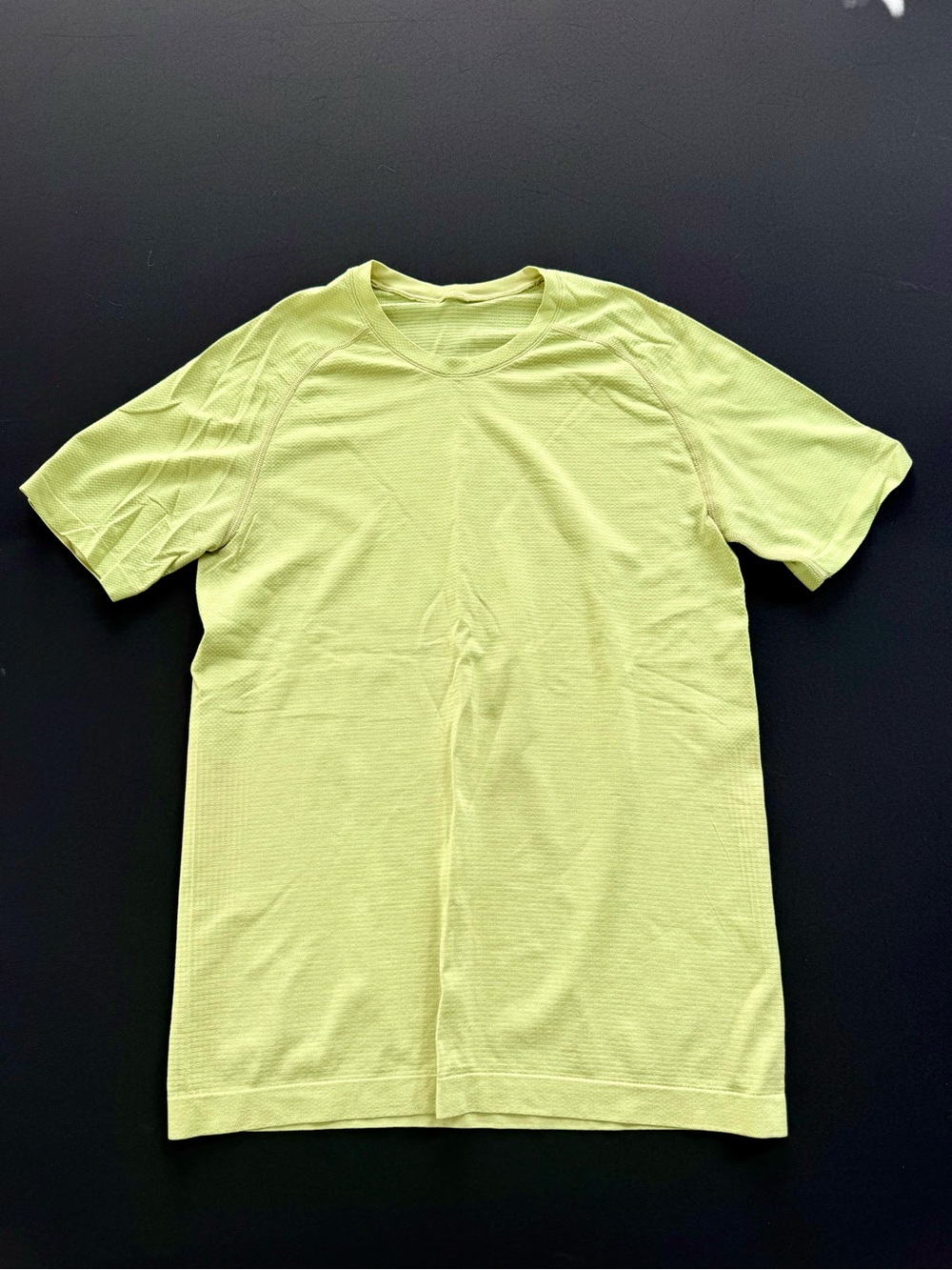 lululemon athletica Men’s Crew Neck Short Sleeve Shirt in Light Lime